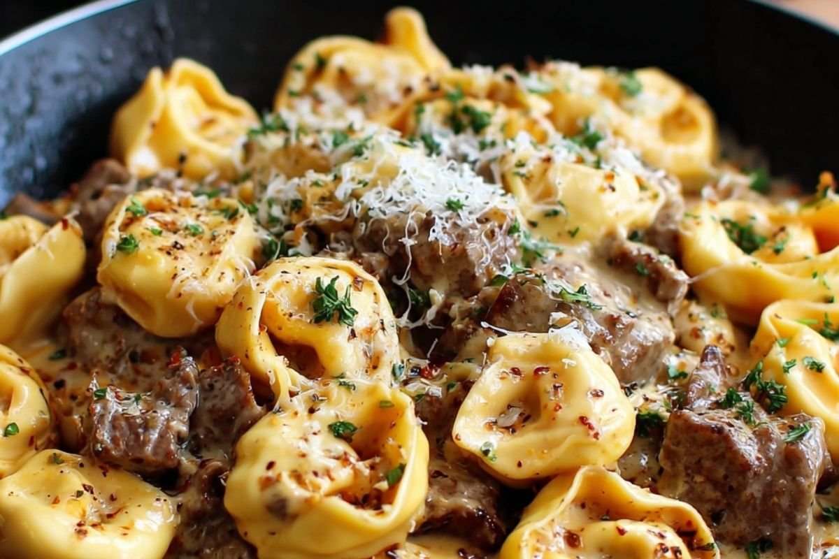 Cheesesteak Tortellini in Rich Provolone Sauce – A Comforting Twist You’ll Love
